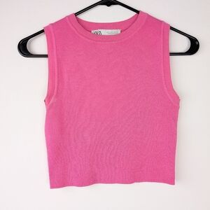 Zara cropped pink sweater vest size medium